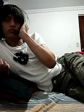 sophiasleepy1 online show from 12/03/25, 05:52