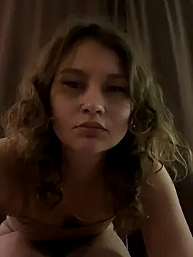 Snapshot of SpiderGirl__ chatting on 10/20/25, 06:04 SpiderGirl online show from 10/20/25, 06:04