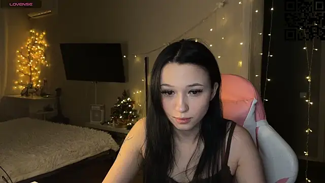 ella simons online show from 01/13/26, 01:31