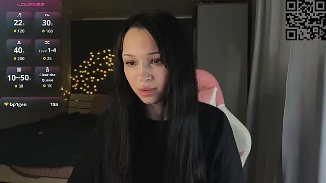 ella simons online show from 04/17/26, 10:34