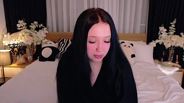 Felicia Herceg online show from 11/13/25, 07:40