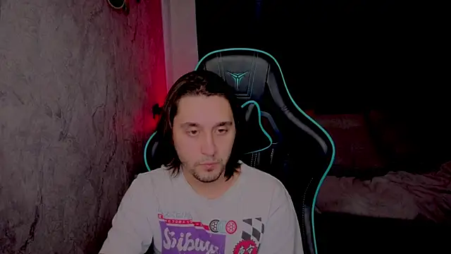 Snapshot of Pohyi_ chatting on 02/18/26, 08:00 Pohyi online show from 02/18/26, 08:00