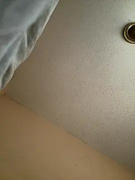 bellaprettyxxxoo online show from 10/21/25, 03:22