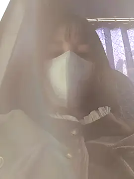 Mina-02 online show from 11/28/25, 07:52