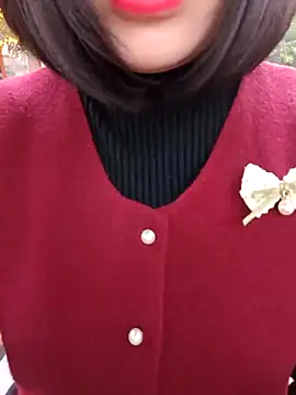 Mina-02 online show from 12/05/25, 09:41