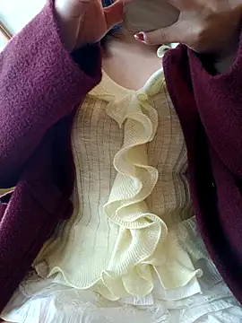 Mina-02 online show from 12/20/25, 04:59