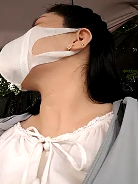 Mina-02 online show from 04/16/26, 06:47