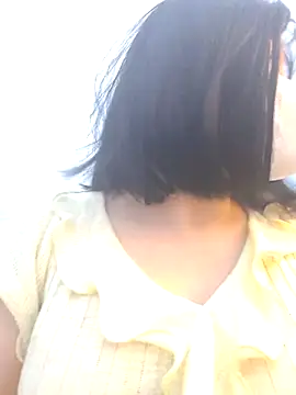 Mina-02 online show from 04/14/26, 11:15