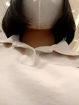 Mina-02 online show from 11/26/25, 06:02