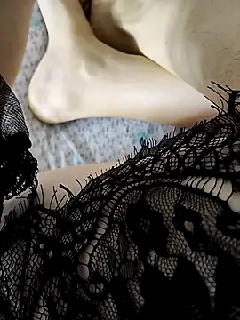 Snapshot of sexydeaChanel chatting on 11/04/25, 08:45 sexydeaChanel online show from 11/04/25, 08:45