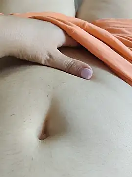 sexydeaChanel online show from 07/12/26, 07:53
