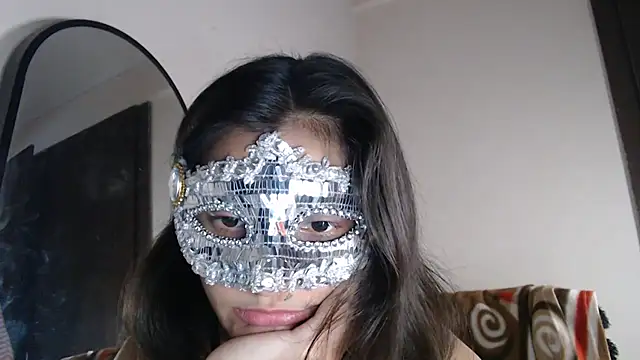 Hottie hania online show from 12/17/25, 06:35