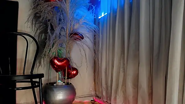 Snapshot of Alejaa__Fox chatting on 02/15/26, 11:14 Alejaa Fox online show from 02/15/26, 11:14