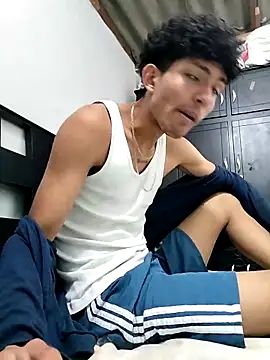 LyliaWood online show from 10/20/25, 11:05