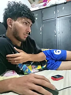 LyliaWood online show from 12/15/25, 12:27