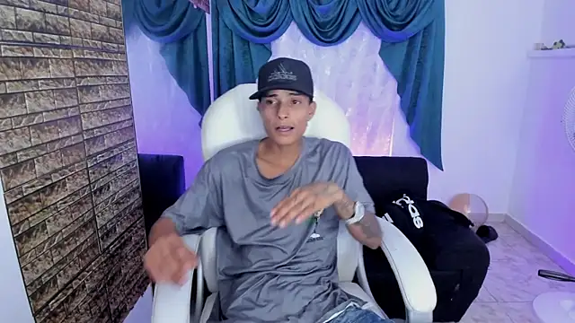 paul booy online show from 11/22/25, 04:44