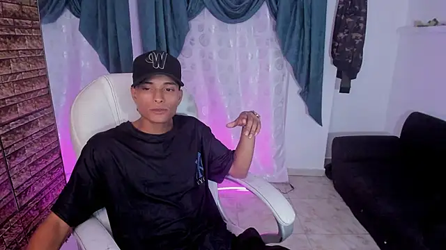 paul booy online show from 10/25/25, 03:38