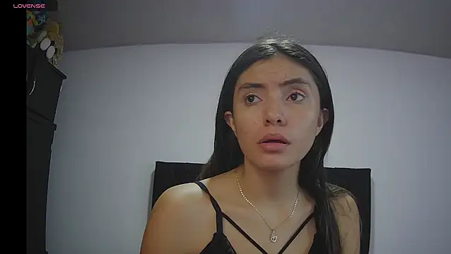 ScarlettFigueroa online show from 12/18/25, 12:31