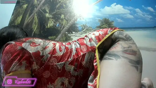 Snapshot of kimberd33 chatting on 02/28/26, 03:00 kimberd33 online show from 02/28/26, 03:00