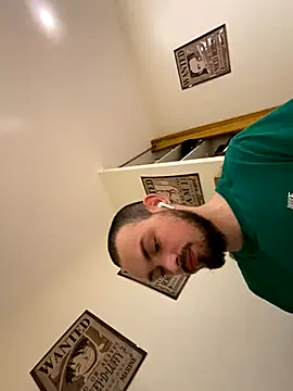 adambigdick97 online show from 11/22/25, 08:29