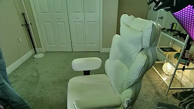 AngieFae  online show from 03/14/26, 11:00