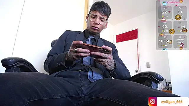 nathan aress6666 online show from 12/22/25, 09:48