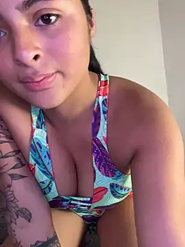 morenaQueen  online show from 11/29/25, 08:20