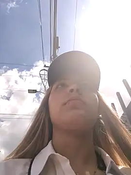 celeste 83 online show from 11/08/25, 05:49