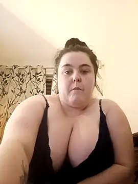 Maya 29x online show from 11/16/25, 08:46