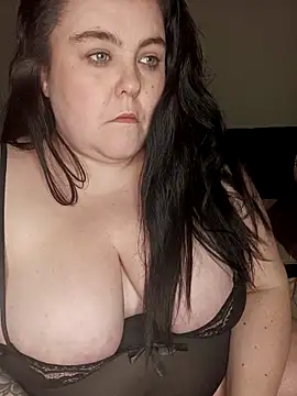 Maya 29x online show from 12/18/25, 12:49