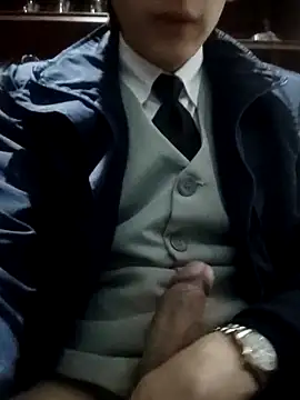 Carriata larry online show from 12/17/25, 04:50