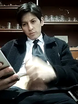 Carriata larry online show from 11/08/25, 05:11