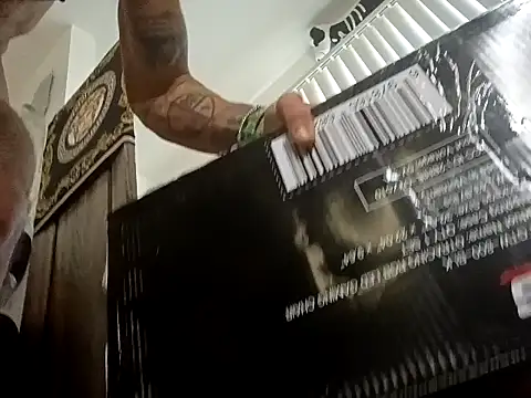 alphacloudGod online show from 11/05/25, 05:49