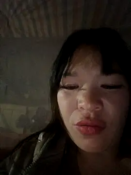 chipu06 online show from 11/30/25, 10:54