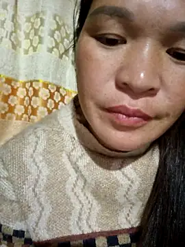 chipu06 online show from 10/25/25, 12:28