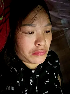 chipu06 online show from 12/14/25, 10:26