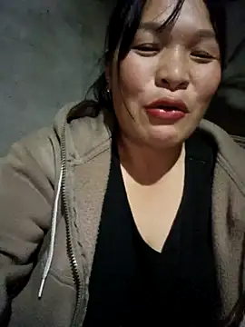 chipu06 online show from 12/18/25, 01:15