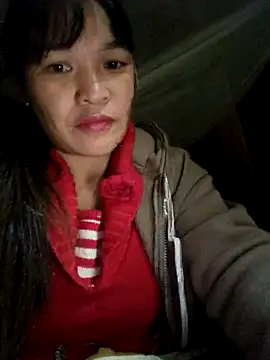 chipu06 online show from 11/19/25, 02:22