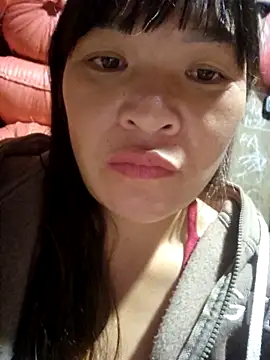 chipu06 online show from 11/13/25, 12:25