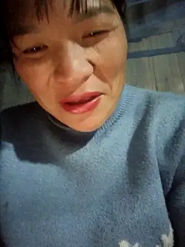 chipu06 online show from 11/27/25, 01:33