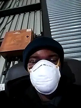 loVbRo1 online show from 11/06/25, 06:45