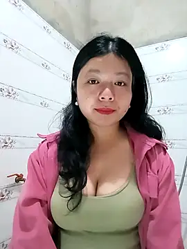 lisa-bae00 online show from 02/10/26, 12:04