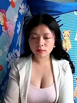 lisa-bae00 online show from 02/26/26, 11:49