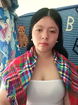 Snapshot of lisa-bae00 chatting on 04/03/26, 03:35 lisa-bae00 online show from 04/03/26, 03:35