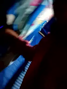 Snapshot of lisa-bae00 chatting on 12/03/25, 03:22 lisa-bae00 online show from 12/03/25, 03:22