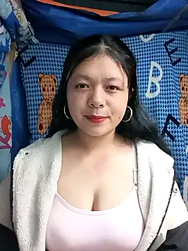 lisa-bae00 online show from 01/07/26, 12:10