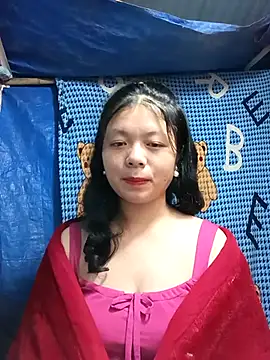 Snapshot of lisa-bae00 chatting on 12/02/25, 12:29 lisa-bae00 online show from 12/02/25, 12:29