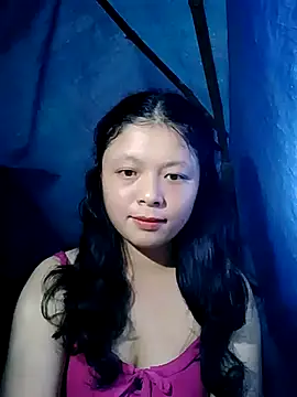 Snapshot of lisa-bae00 chatting on 11/10/25, 10:09 lisa-bae00 online show from 11/10/25, 10:09