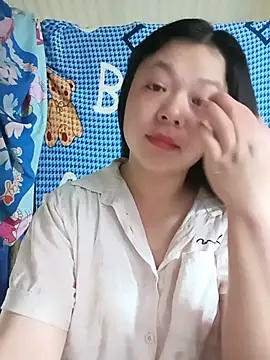 Snapshot of lisa-bae00 chatting on 06/29/26, 11:26 lisa-bae00 online show from 06/29/26, 11:26