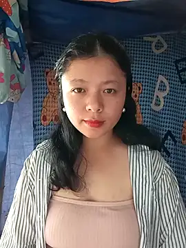 lisa-bae00 online show from 12/20/25, 03:09